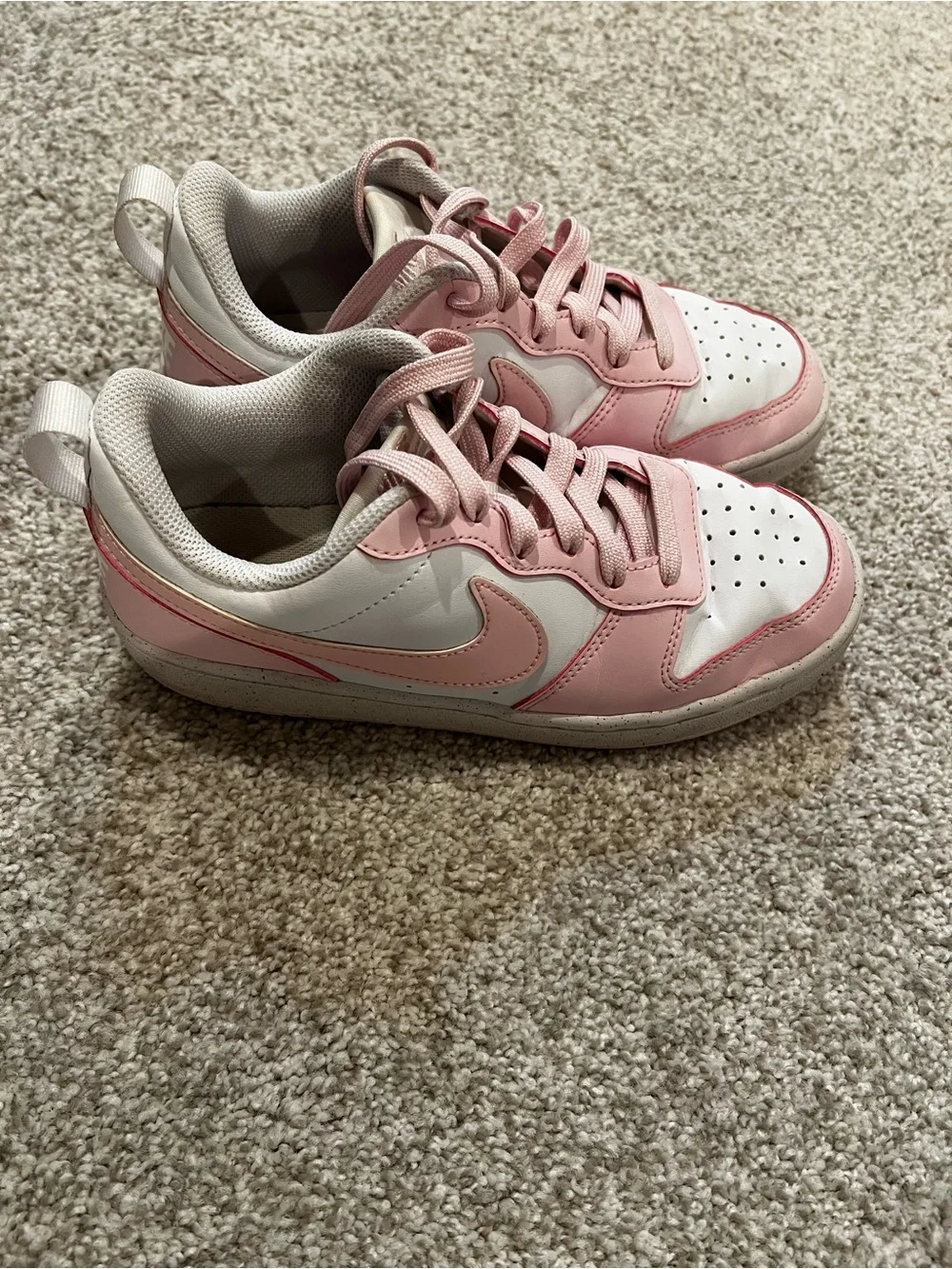 Nike Girls Low Top Sneakers - Pink and White